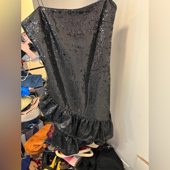 Likely Lilia Sequined Ruffle Cocktail Dress 6 - Picture 15 of 16